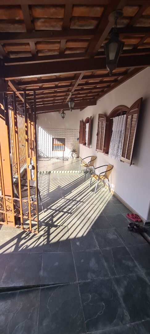 Casa, 3 quartos, 150 m² - Foto 2