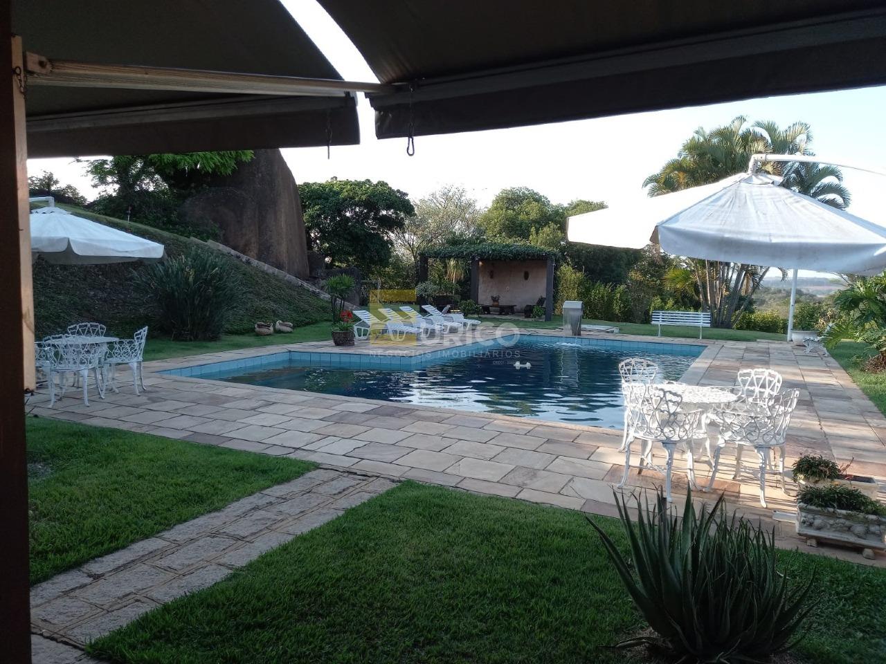 Casa em condomínio à venda no Parque dos Cafezais IV em Itupeva/SP: 