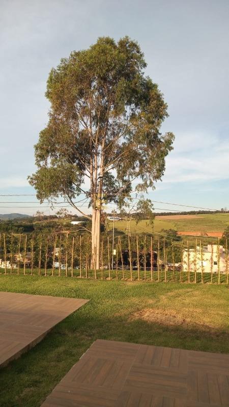 Casa em condomínio à venda no Residencial Lagos de Jarinu em Jarinu/SP: 