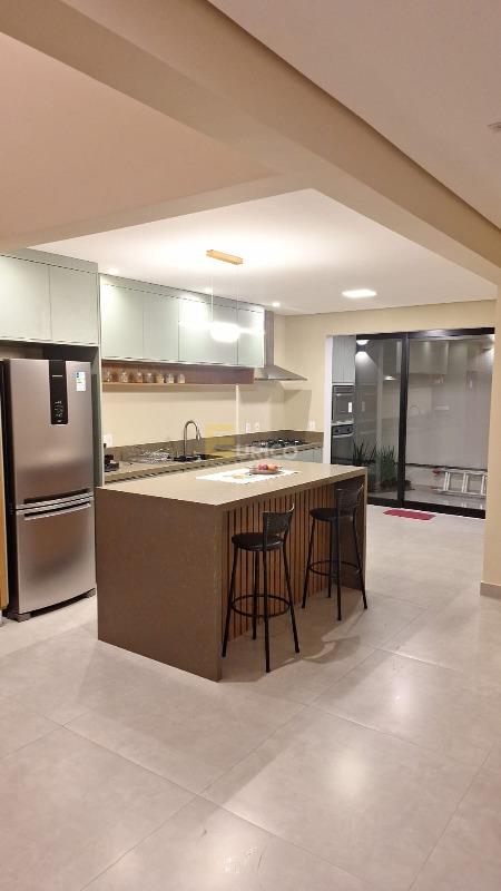 Casa à venda no ENGORDADOURO em Jundiaí/SP: 