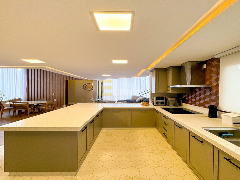 Casa em condomínio à venda no Condomínio Brisas do Lago em Jundiaí/SP: 