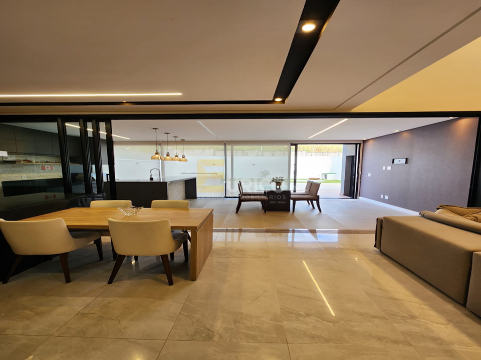 Casa em condomínio à venda no Condomínio Brisas do Lago em Jundiaí/SP: 