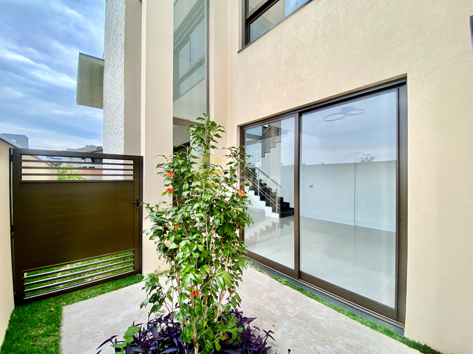Casa em condomínio à venda no Condomínio Brisas do Lago em Jundiaí/SP: 