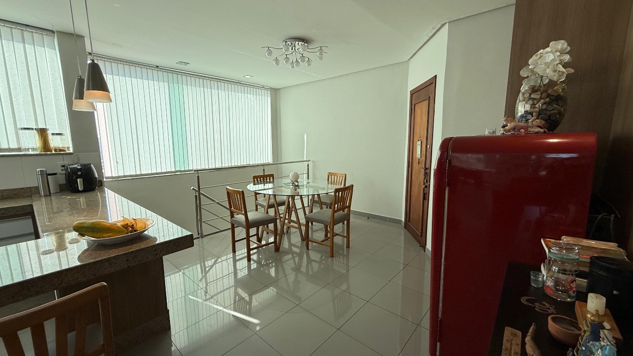 Cobertura à venda no bom pastor: 