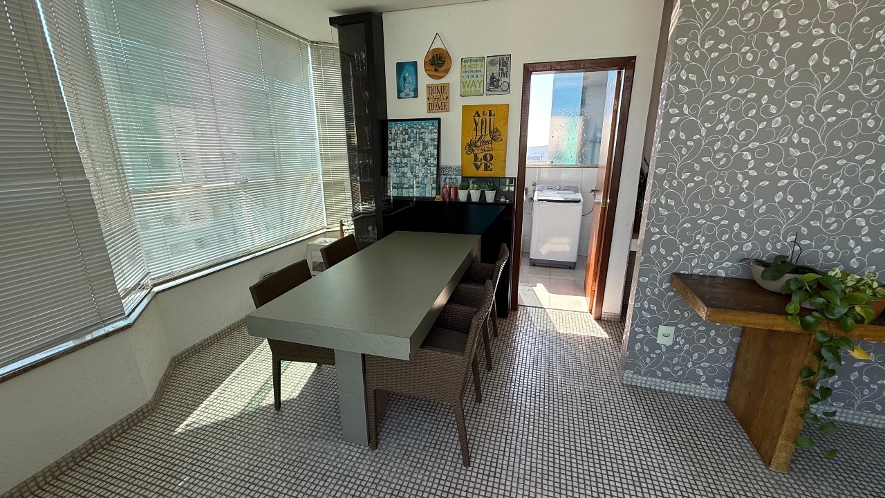 Cobertura à venda no bom pastor: 