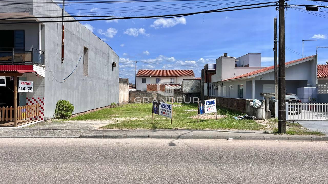 Terreno à venda no Balneário Eliana: 