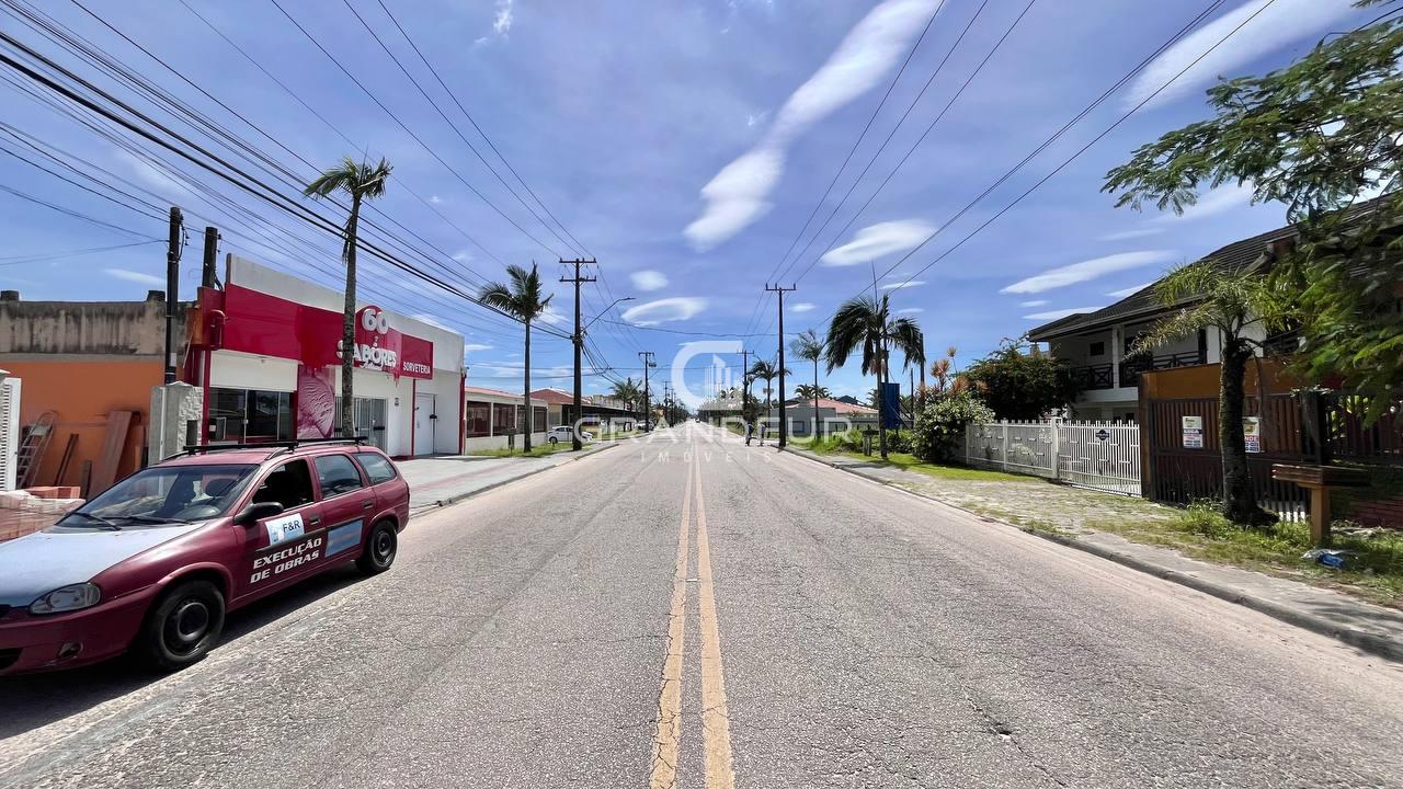 Terreno à venda no Balneário Eliana: 