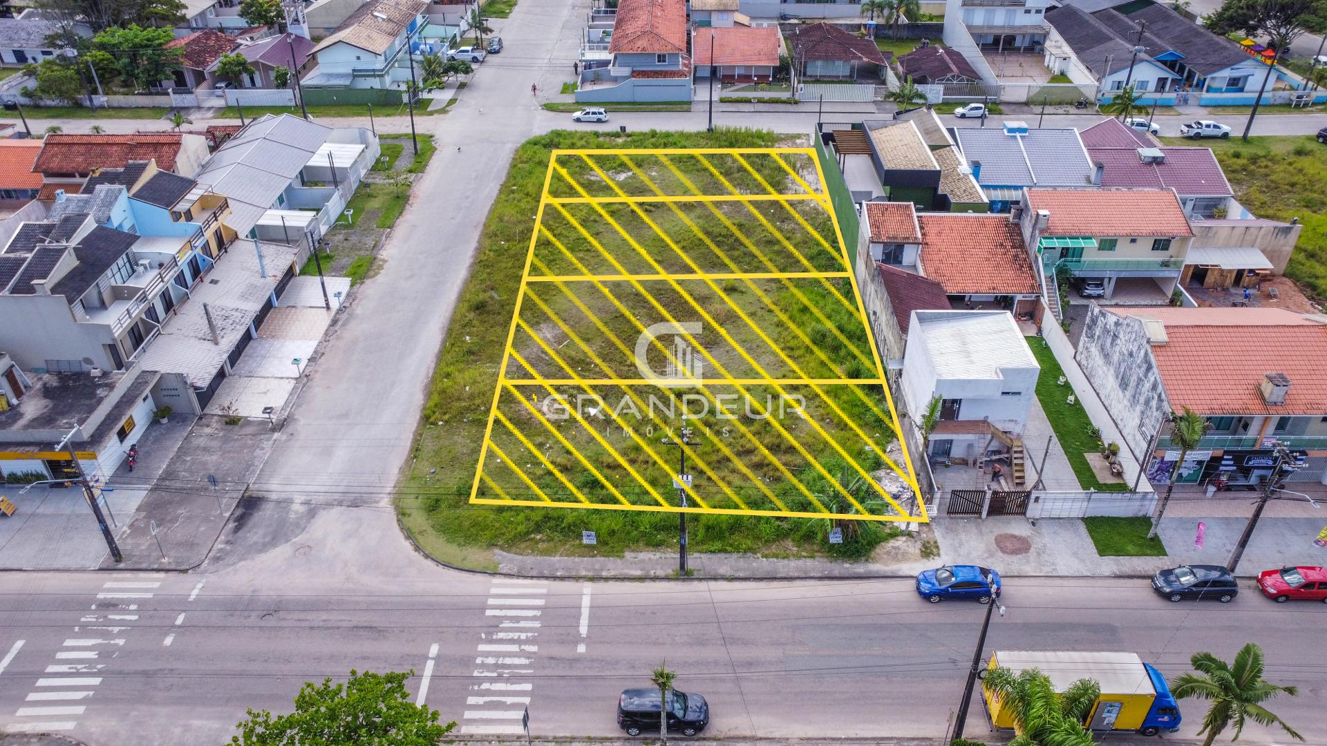 Terreno à venda no Balneário Eliana: 