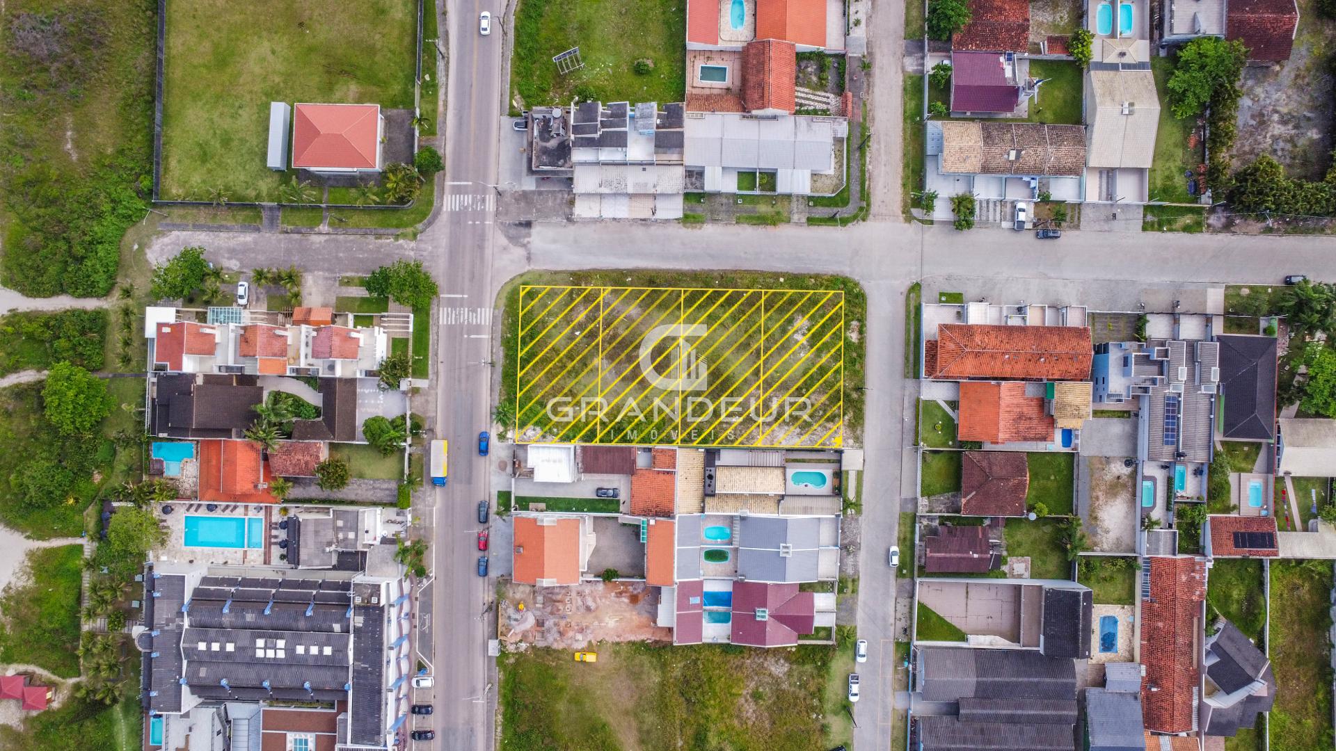 Terreno à venda no Balneário Eliana: 