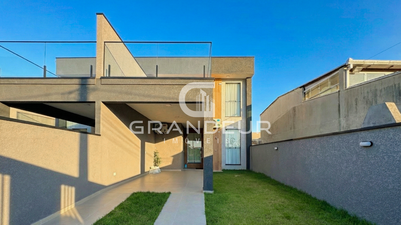 Sobrado à venda no Balneário Eliana: 