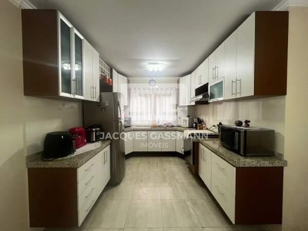 Sobrado à venda no bairro Parque Oratório Santo André: