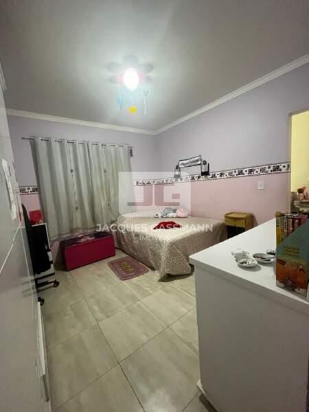 Sobrado à venda no bairro Parque Oratório Santo André: