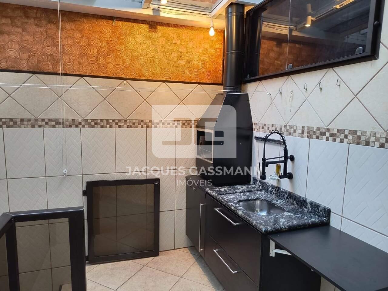 Sobrado à venda no bairro NOVA PETRÓPOLIS São Bernardo do Campo: