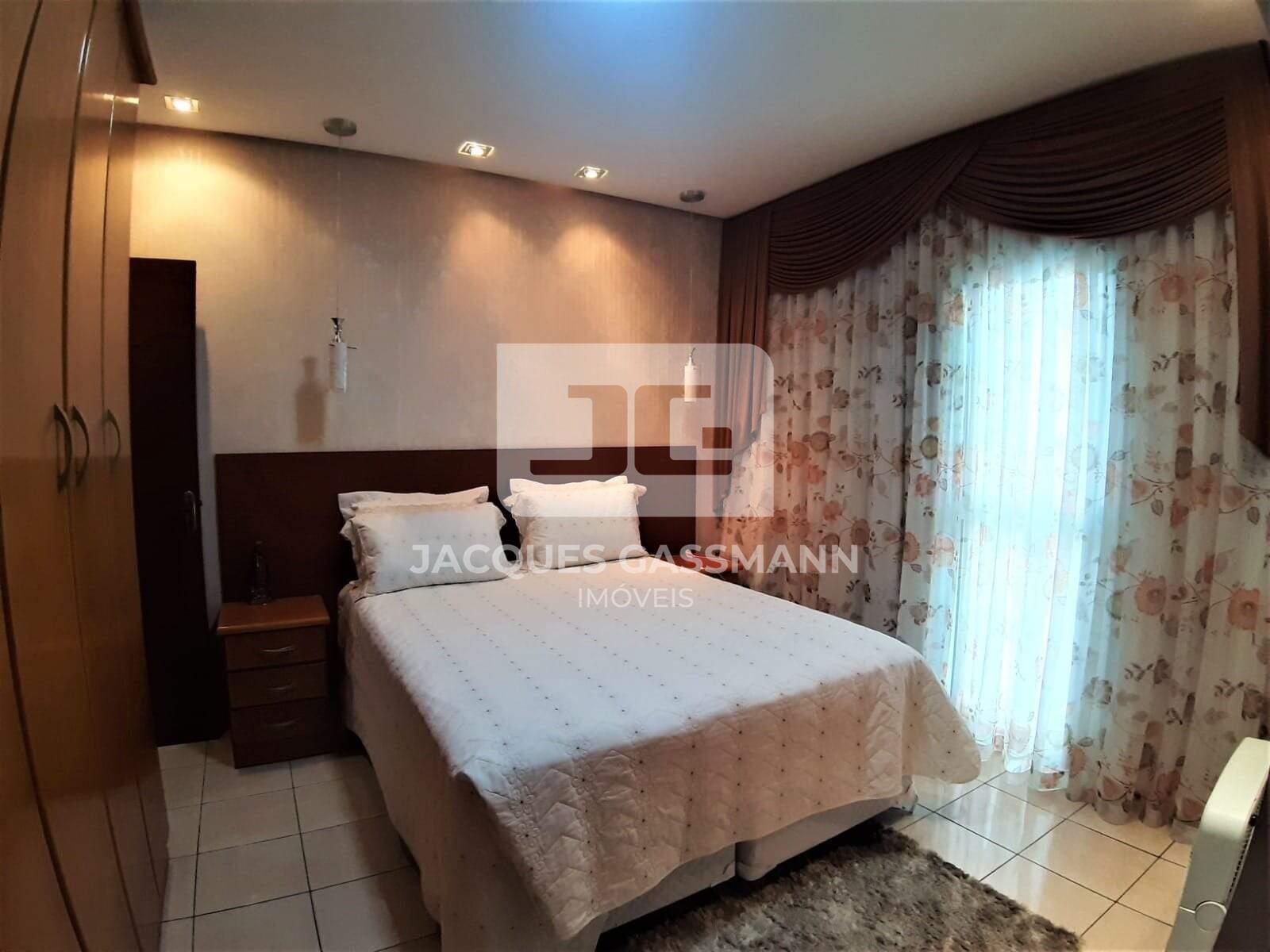 Sobrado à venda no bairro Vila Príncipe de Gales Santo André: