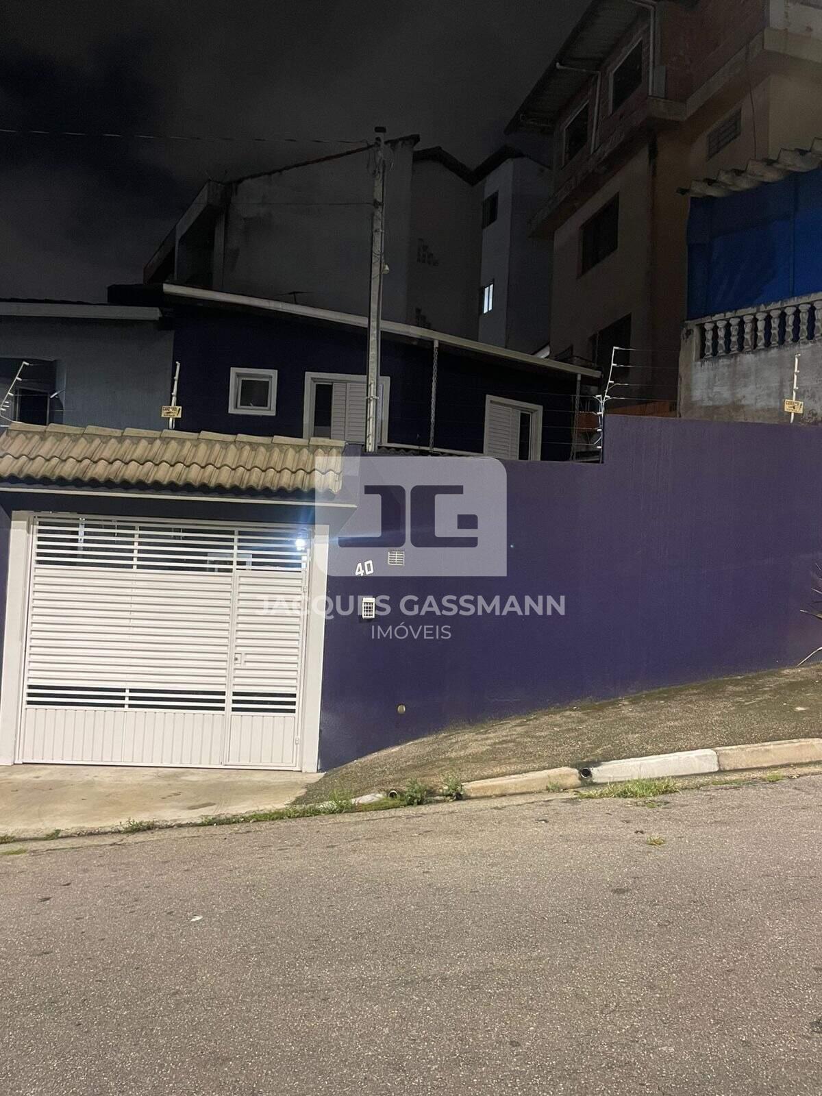 Sobrado à venda no bairro Jardim Santo Antônio Santo André: