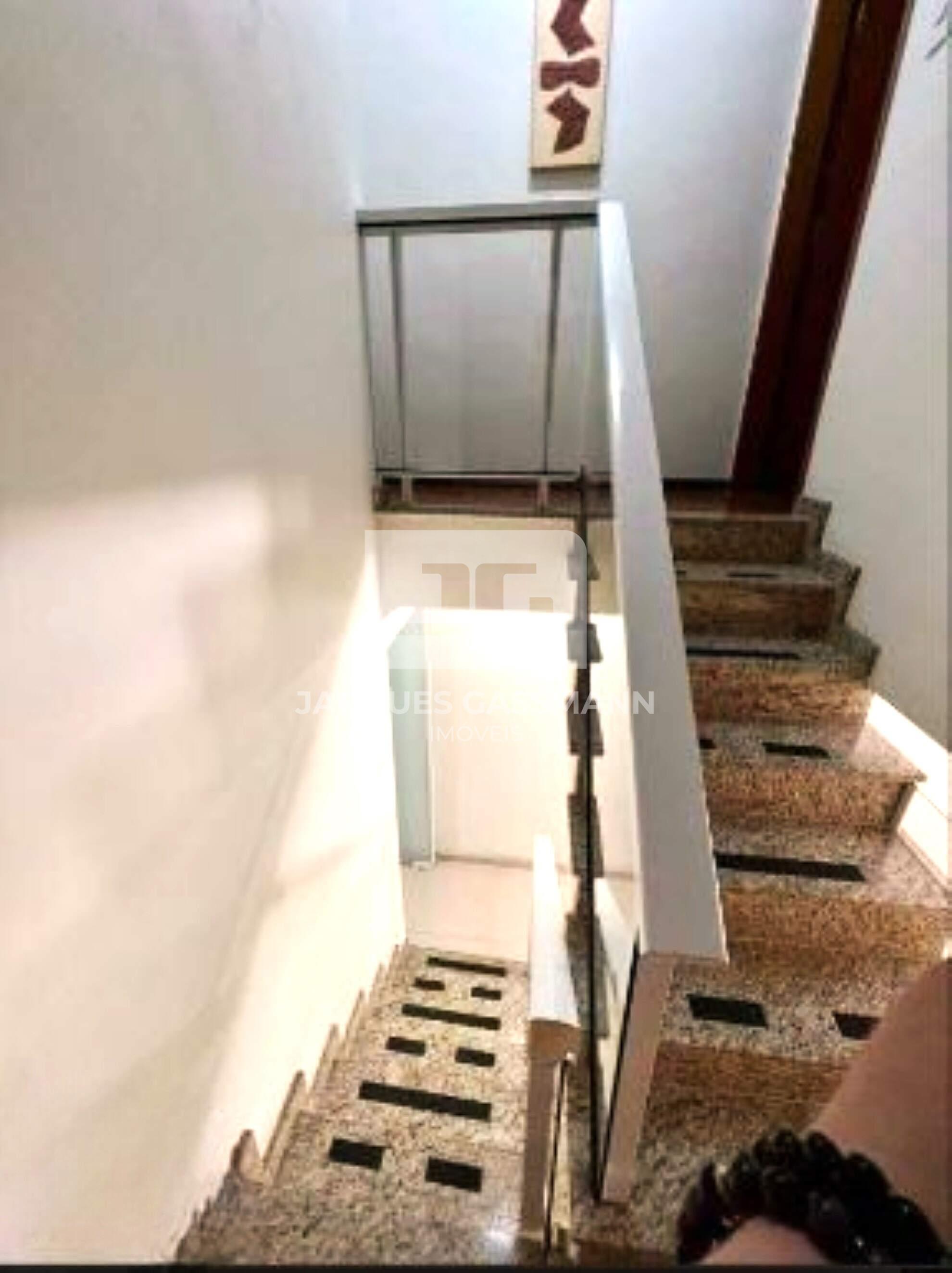 Sobrado à venda no bairro Jardim do Mar São Bernardo do Campo: