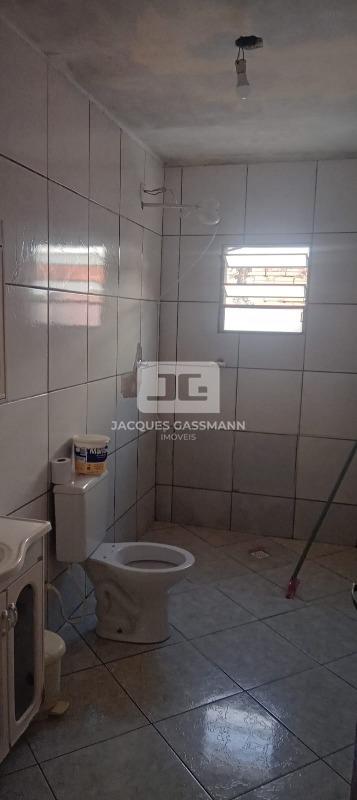 Sobrado à venda no bairro Jardim Siriemas Bofete: