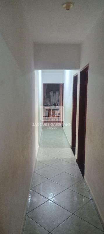 Sobrado à venda no bairro Jardim Siriemas Bofete: