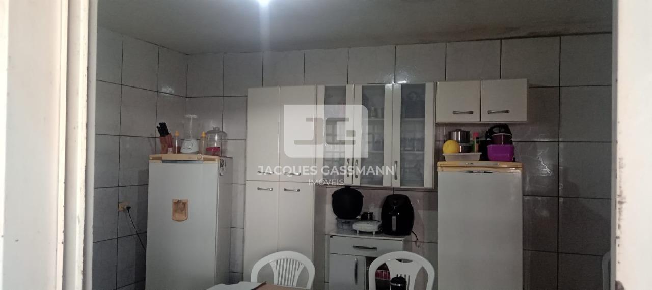 Sobrado à venda no bairro Jardim Siriemas Bofete: