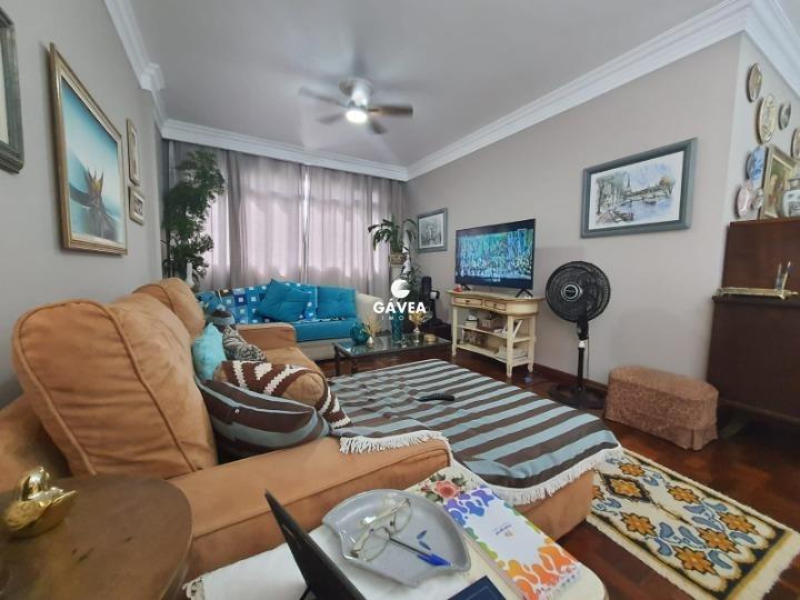 Apartamento à venda no Ponta da Praia: 