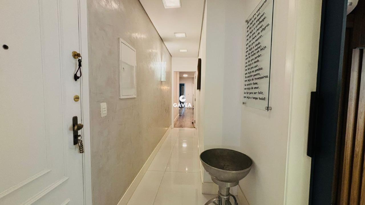 Apartamento à venda no Gonzaga: Corredor