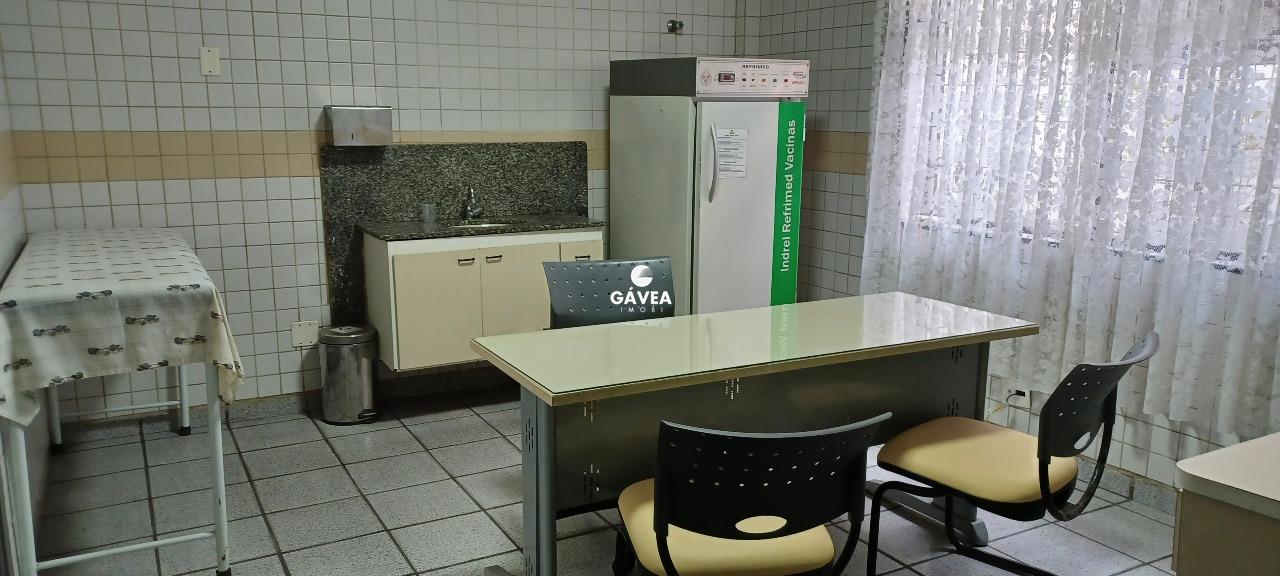 Casa para aluguel no Campo Grande: 