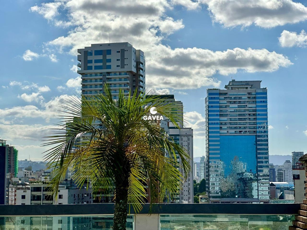Cobertura à venda no Ponta da Praia: 