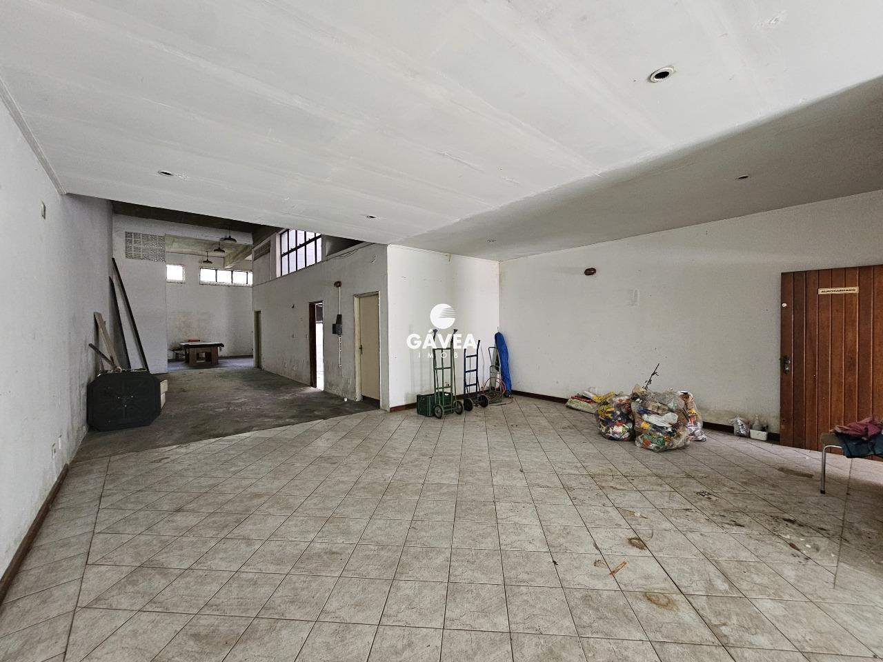 Prédio à venda no Vila Mathias: 