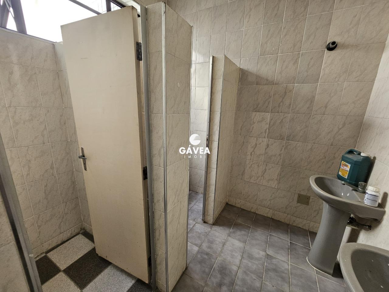 Prédio à venda no Vila Mathias: 