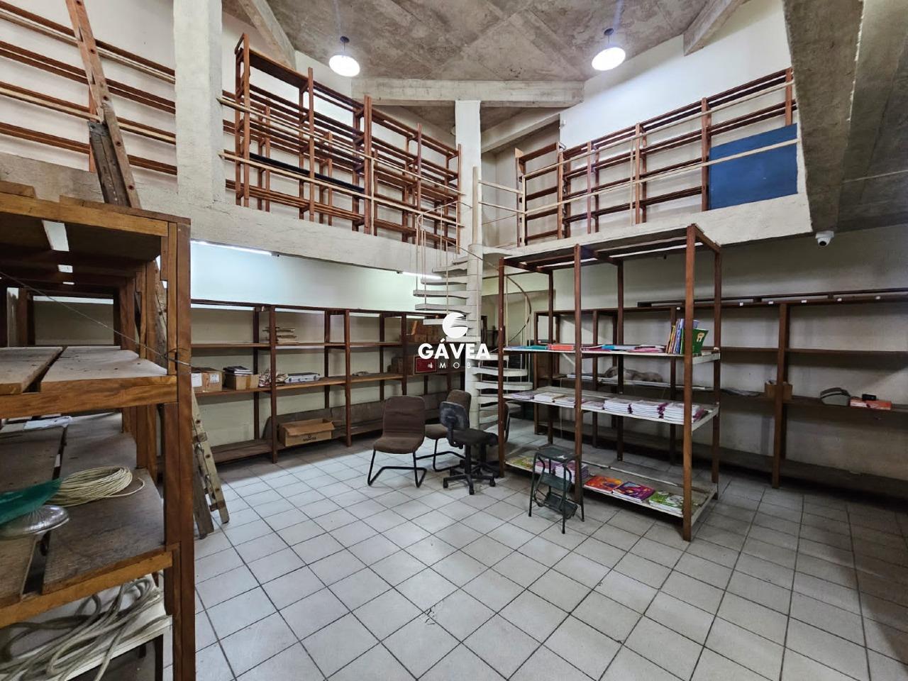 Prédio à venda no Vila Mathias: 