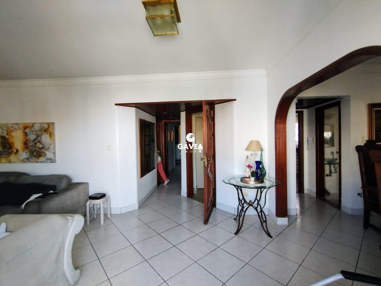 Apartamento à venda no Ponta da Praia: 