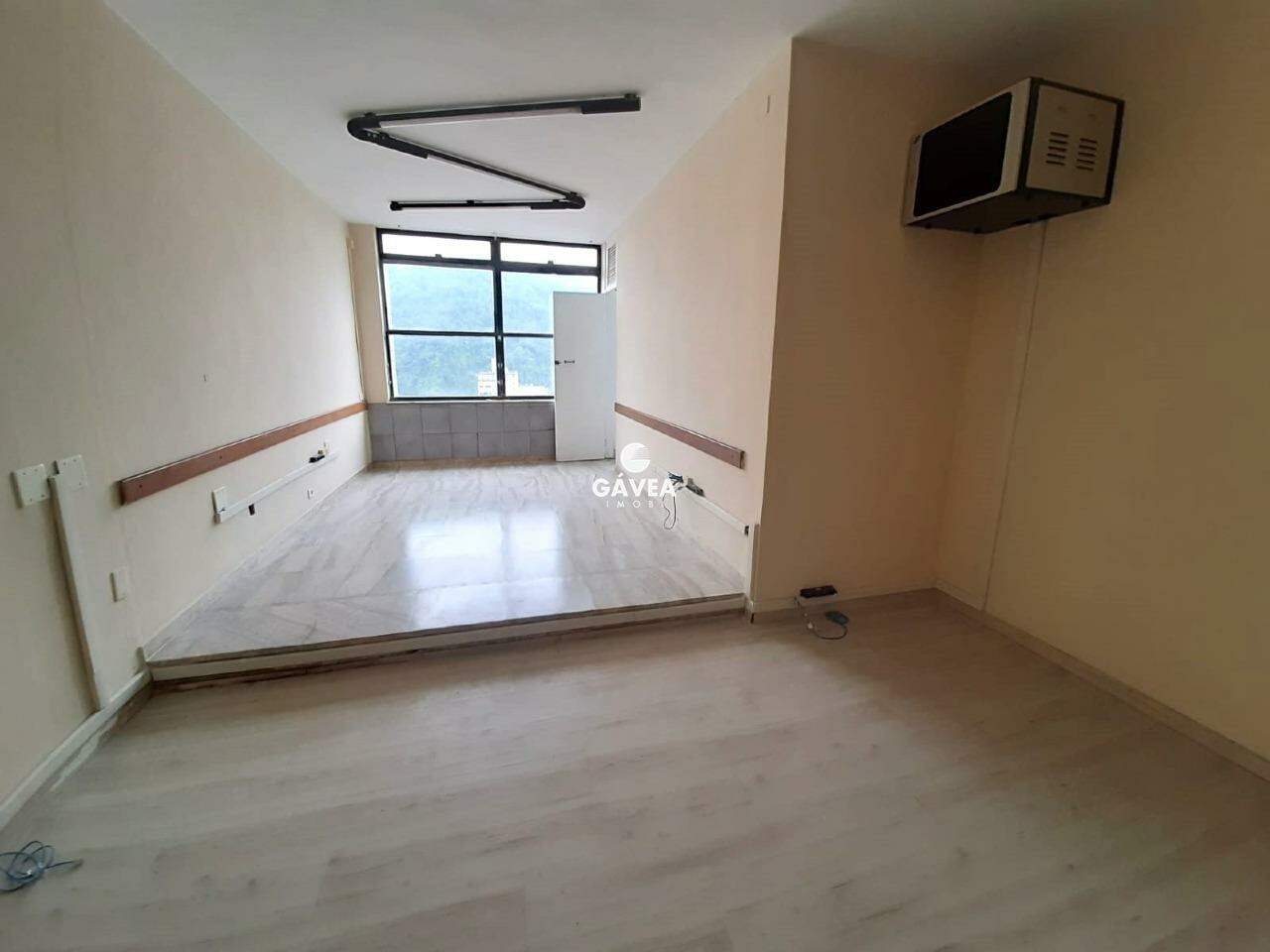 Conjunto Comercial/sala à venda no Centro: 