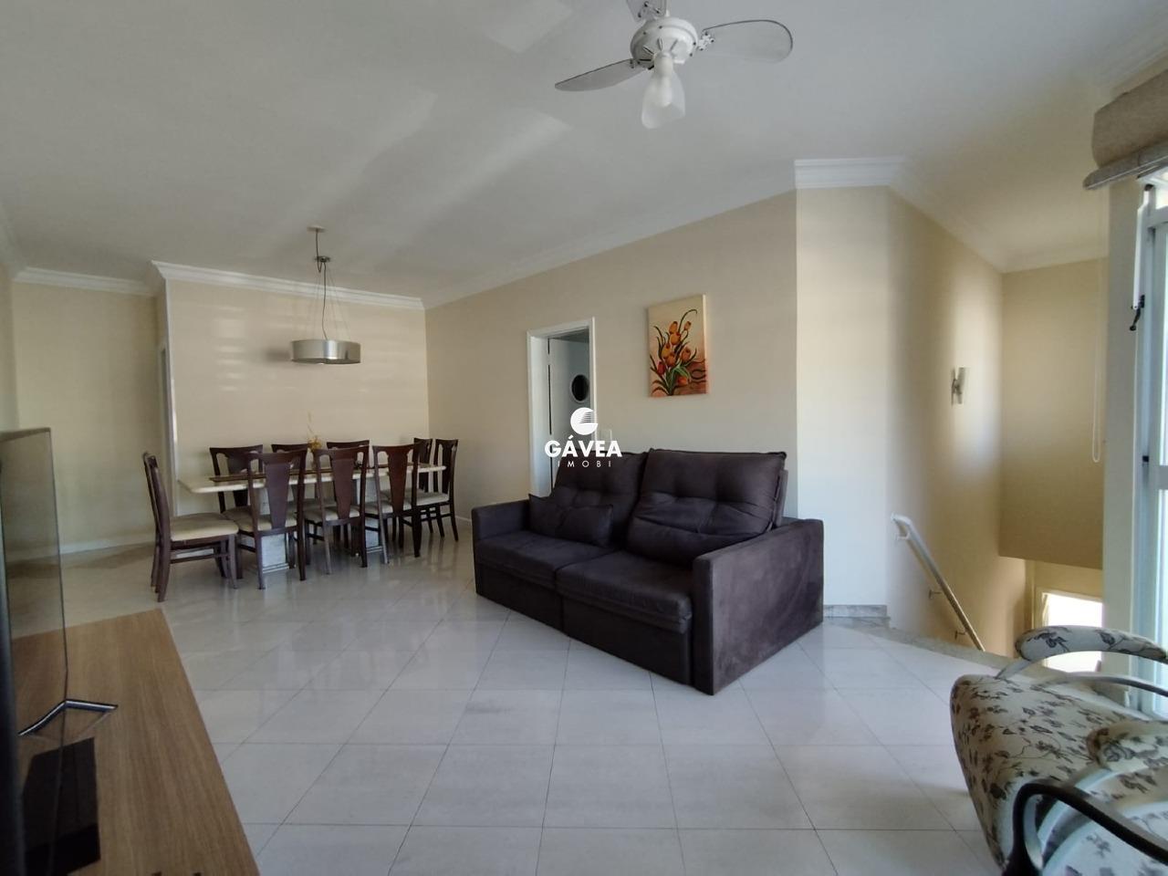 Sobrado à venda no Marapé: 