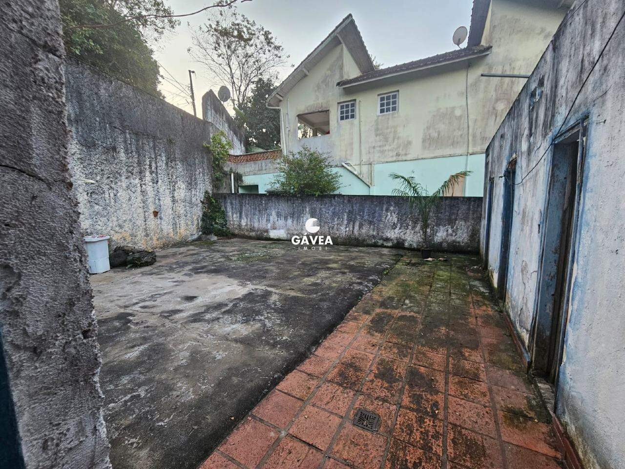 Terreno à venda no Morro dos Barbosas: 