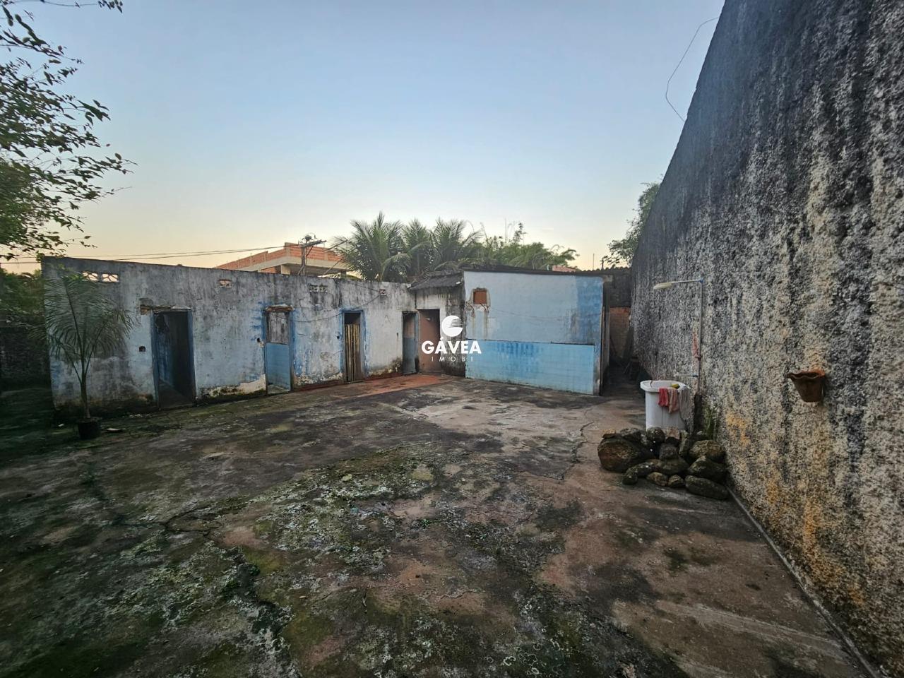 Terreno à venda no Morro dos Barbosas: 