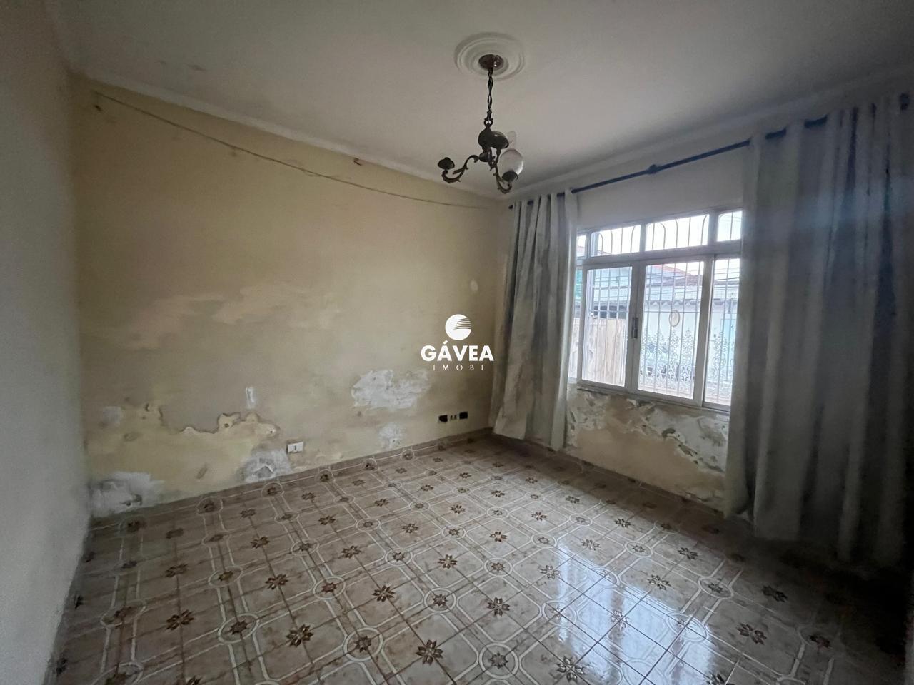 Sobrado à venda no Vila Valença: quarto 1 frente para a garagem