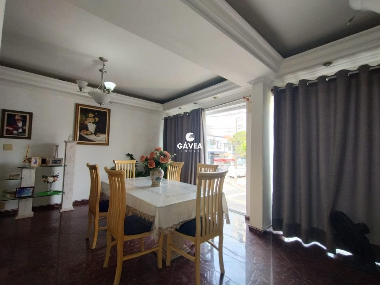 Casa para aluguel no Embaré: 