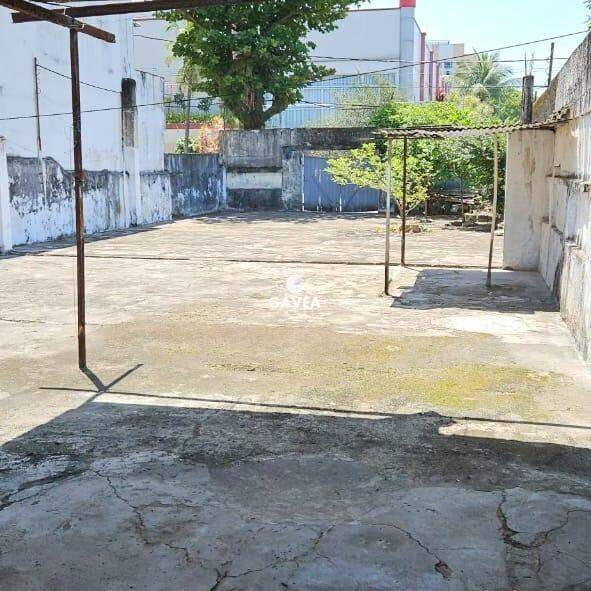 Terreno à venda no Aparecida: 