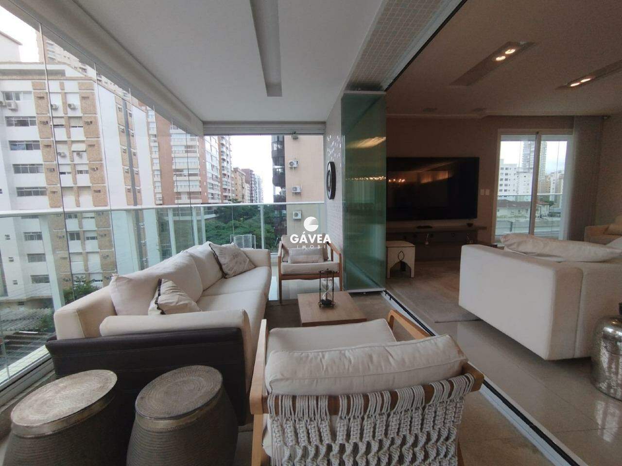 Apartamento à venda no Embaré: 