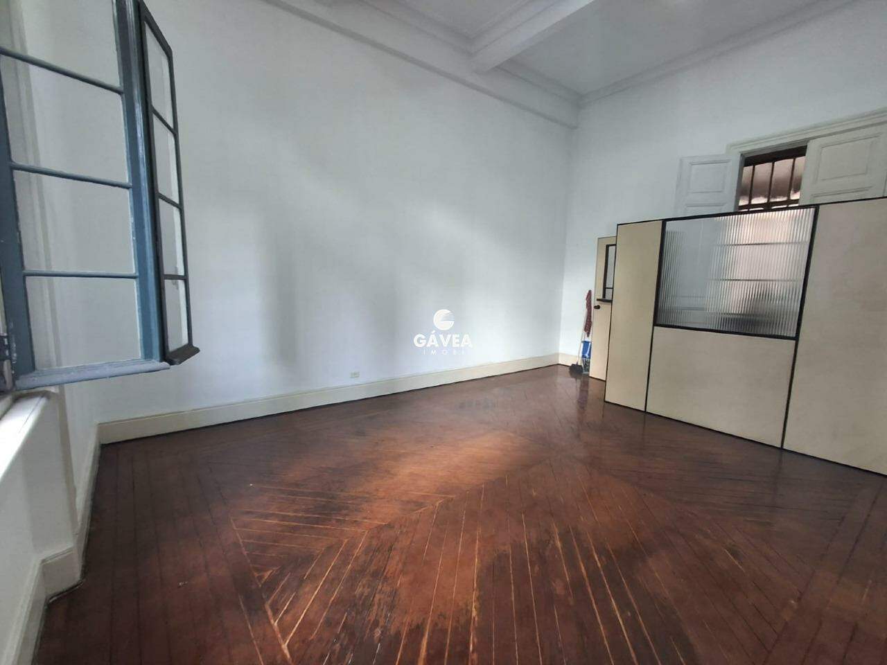 Conjunto Comercial/sala à venda no Centro: 