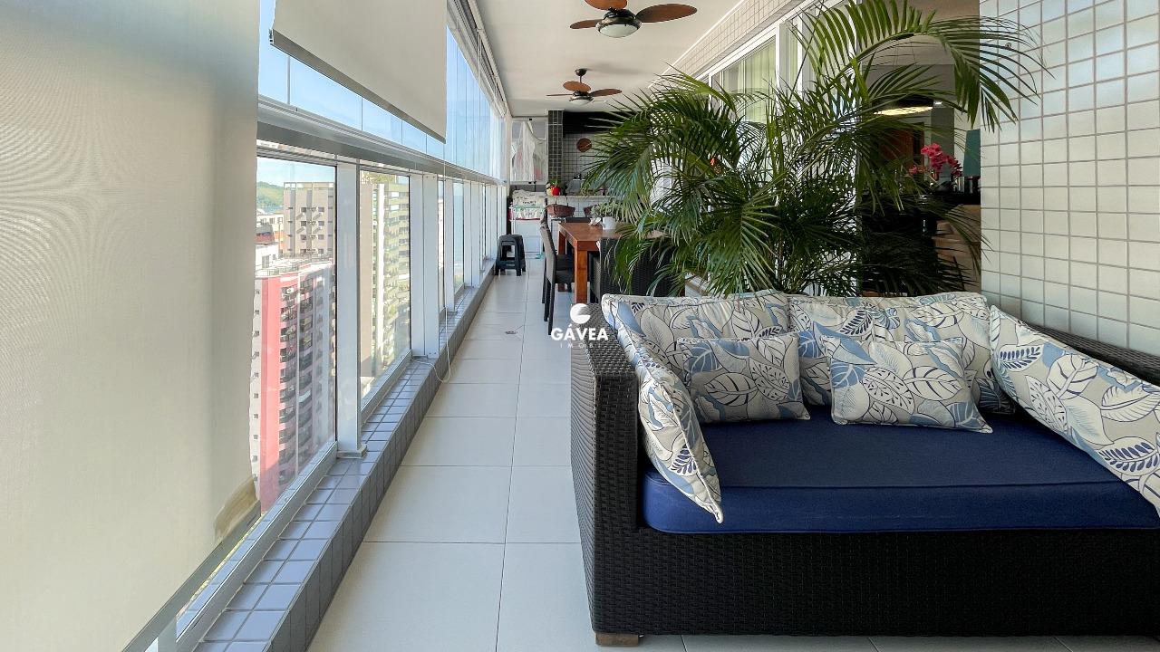 Apartamento à venda no Embaré: 