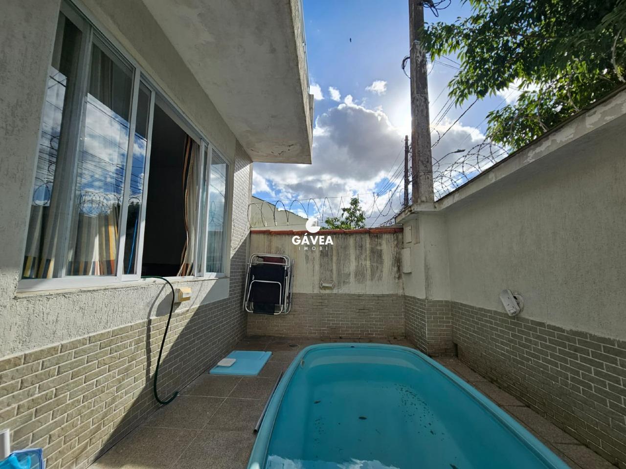 Sobrado à venda no Vila Valença: 