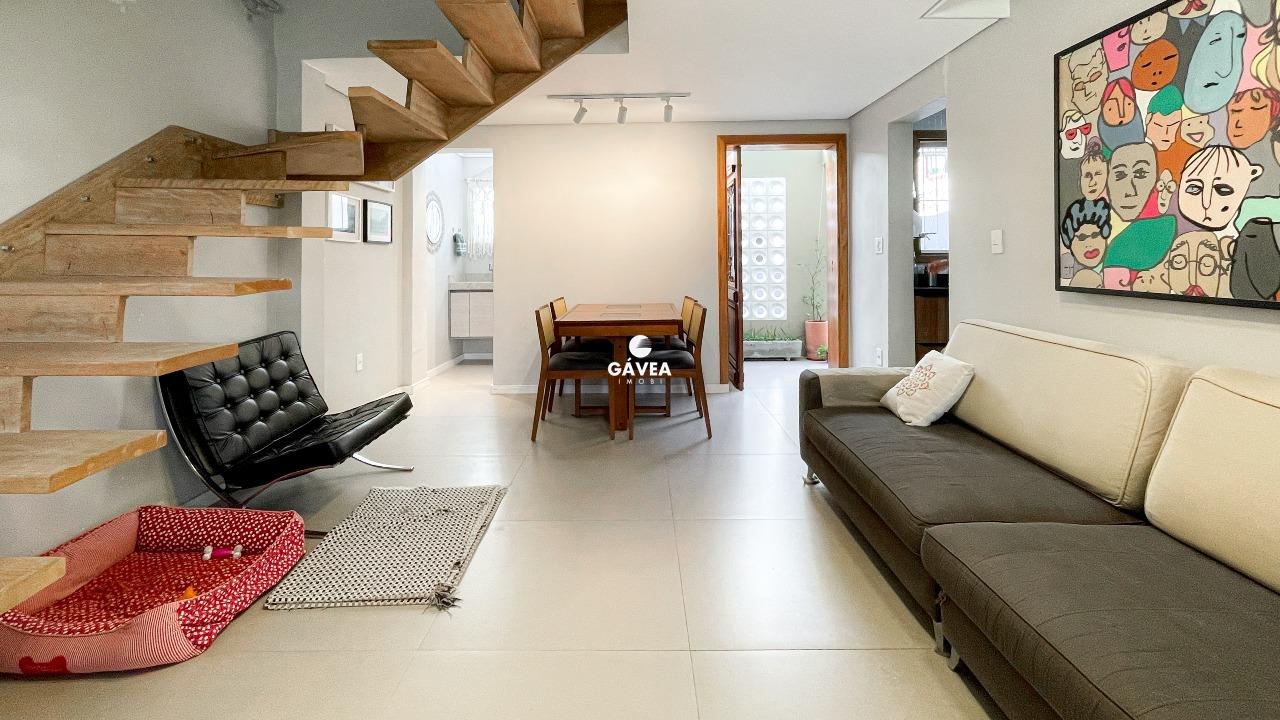 Sobrado à venda no José Menino: 