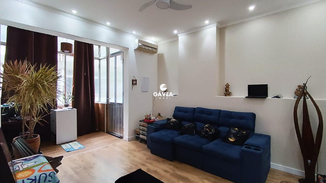Apartamento à venda no Centro: sala 2 ambientes