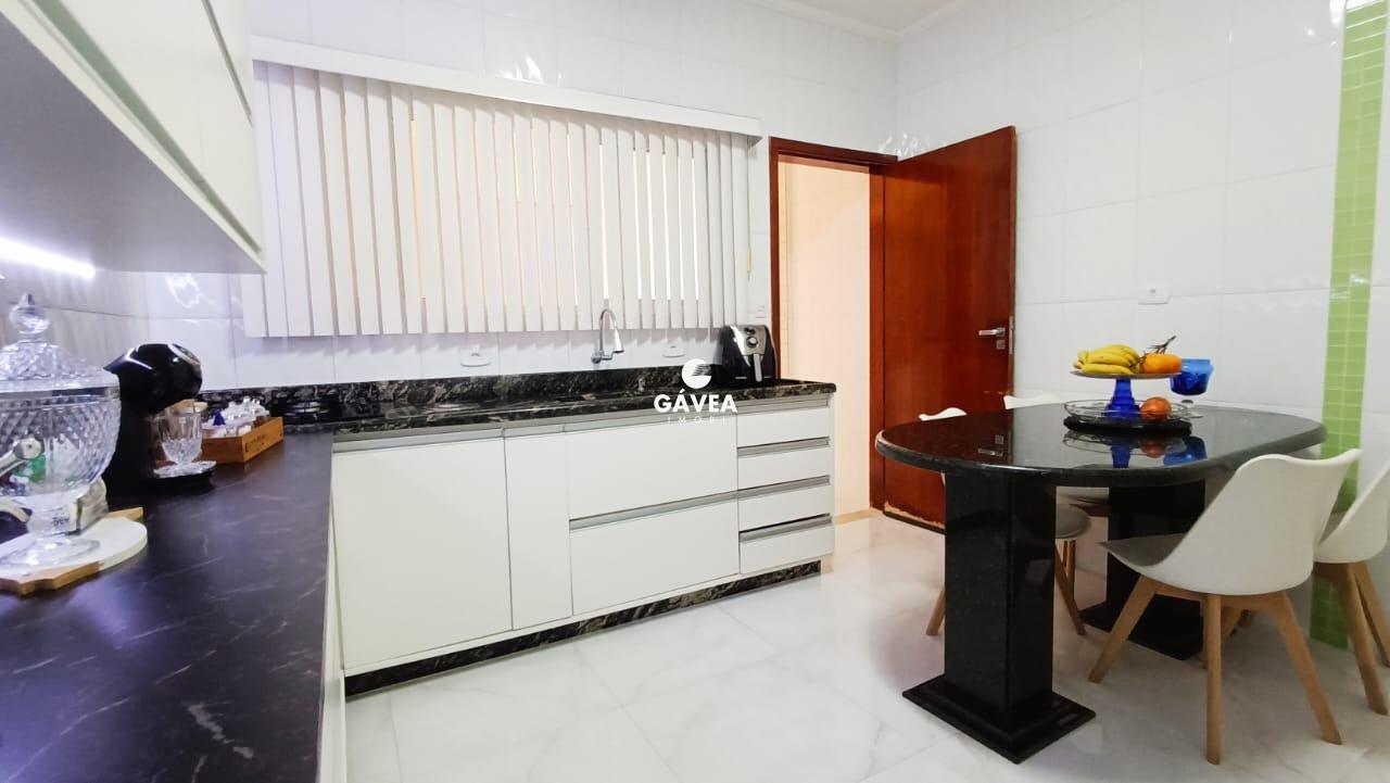 Casa à venda no Jardim Independência: cozinha