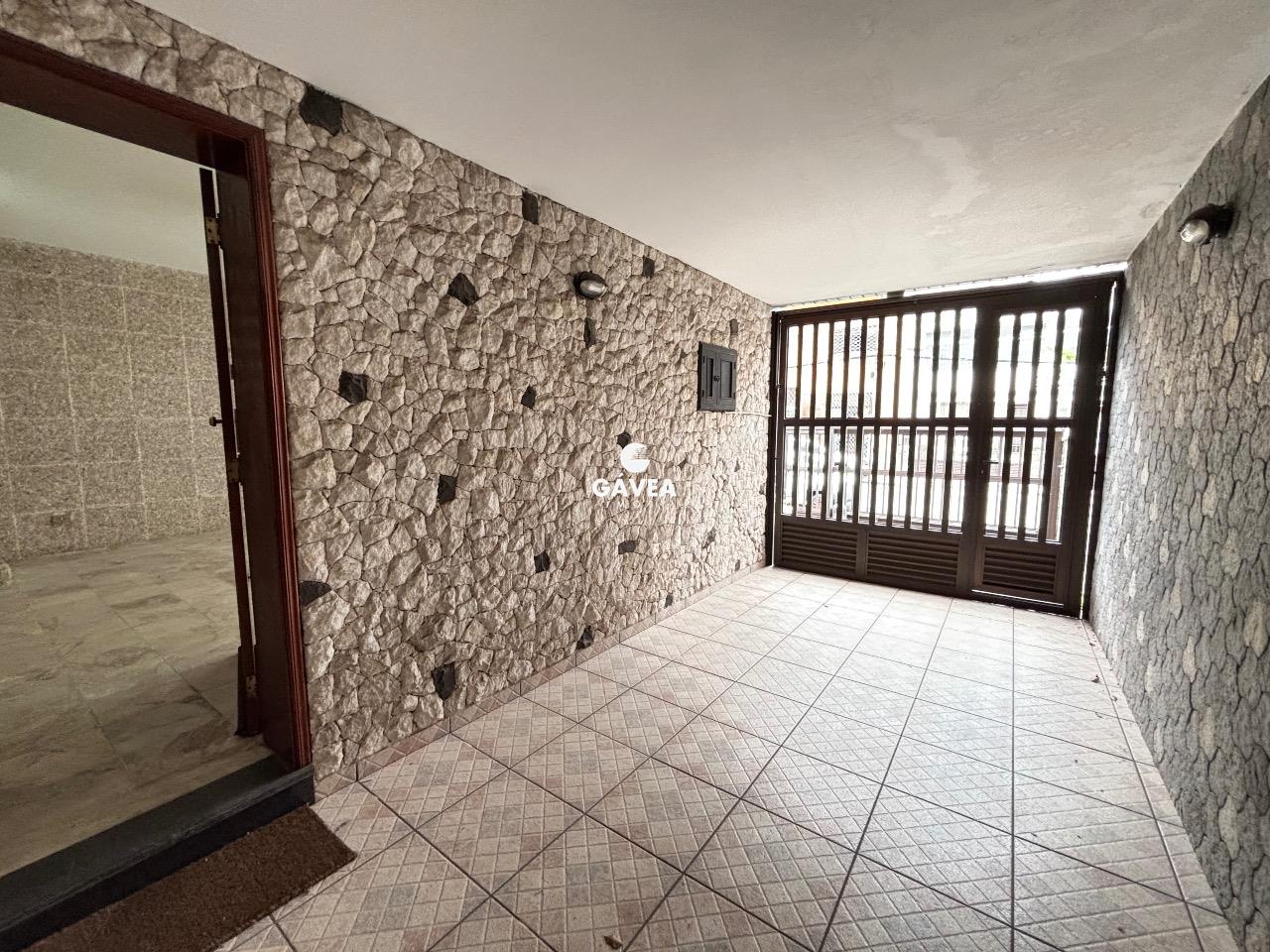 Sobrado à venda no Gonzaga: 