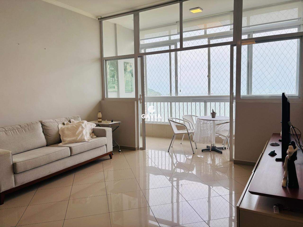 Apartamento à venda no Embaré: 