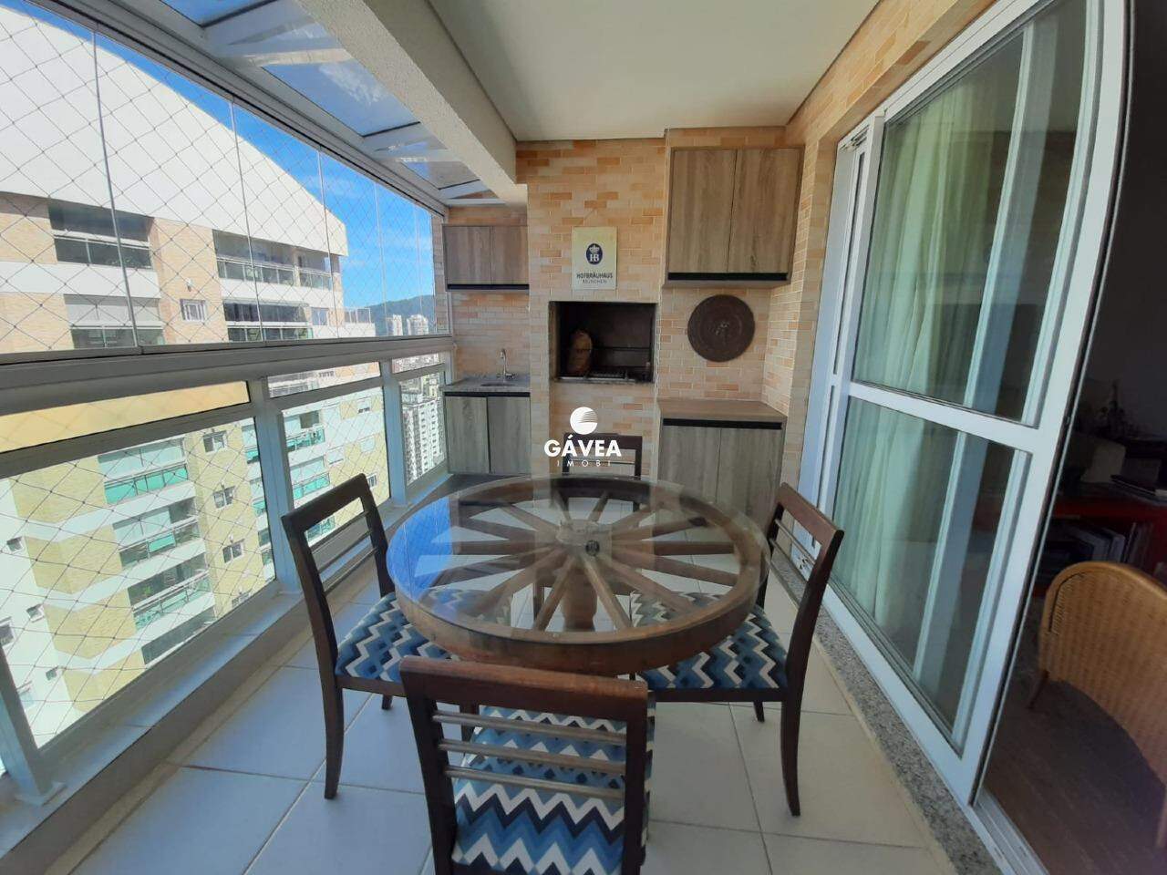 Cobertura à venda no Ponta da Praia: varanda gourmet