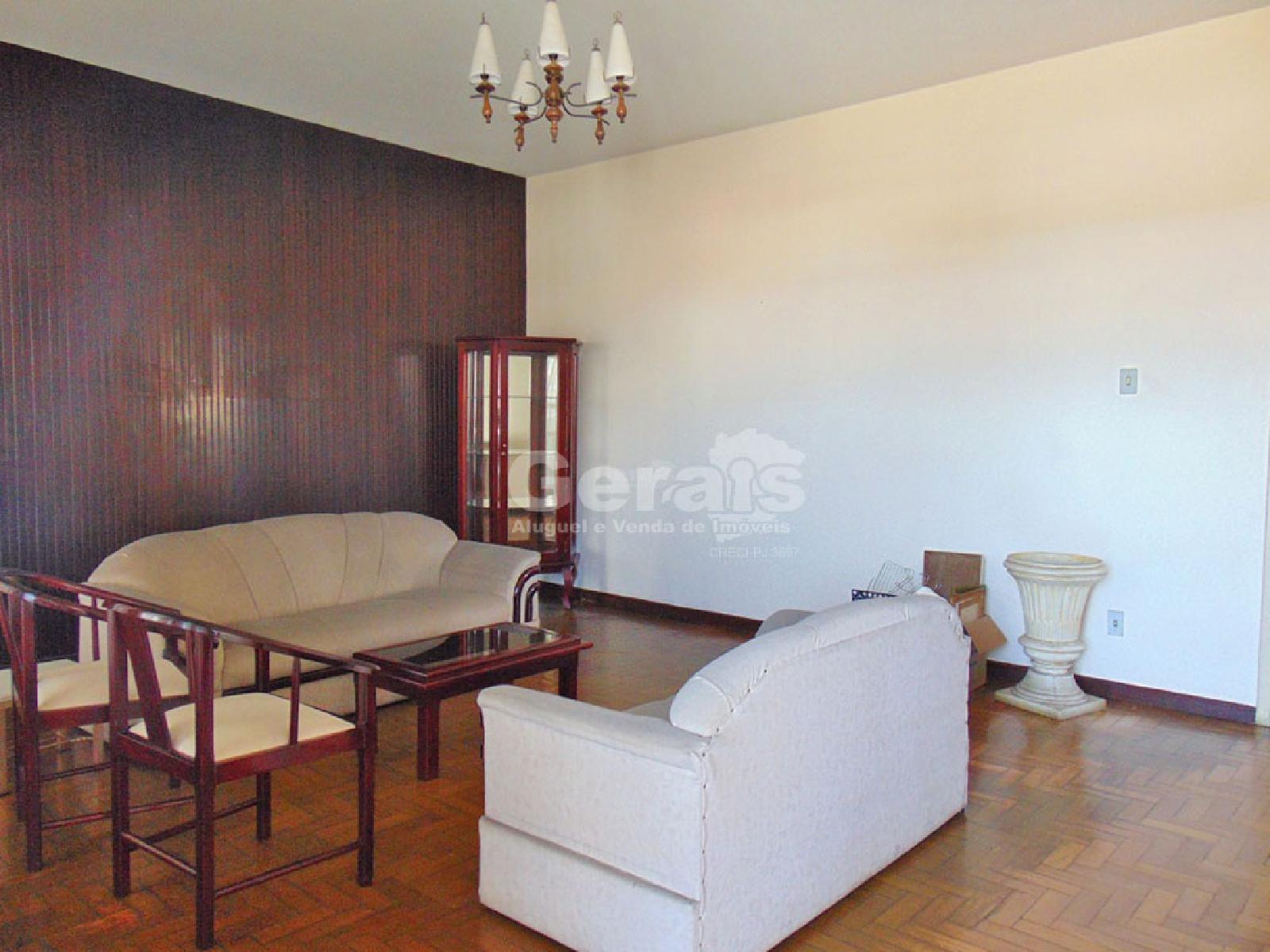 Casa à venda no CENTRO: 