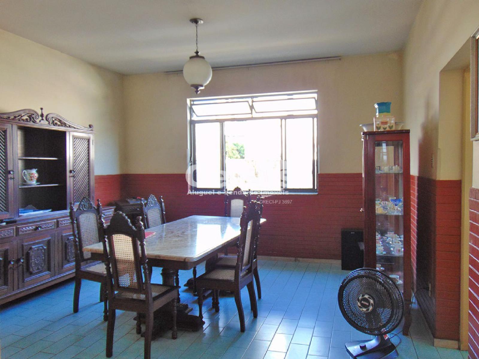 Casa à venda no CENTRO: 